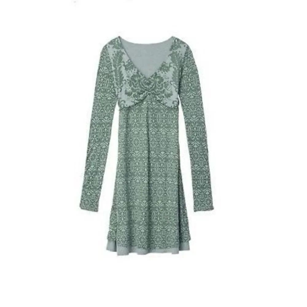 โจAthleta Hot Creek Sz MTall DressโFern Greenโจ